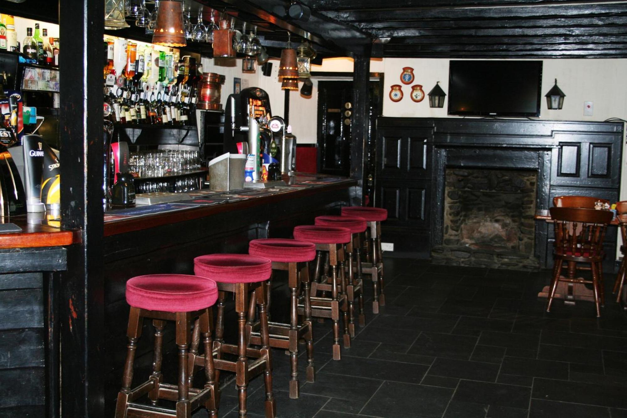 The Galley Of Lorne Inn Ardfern Exterior photo